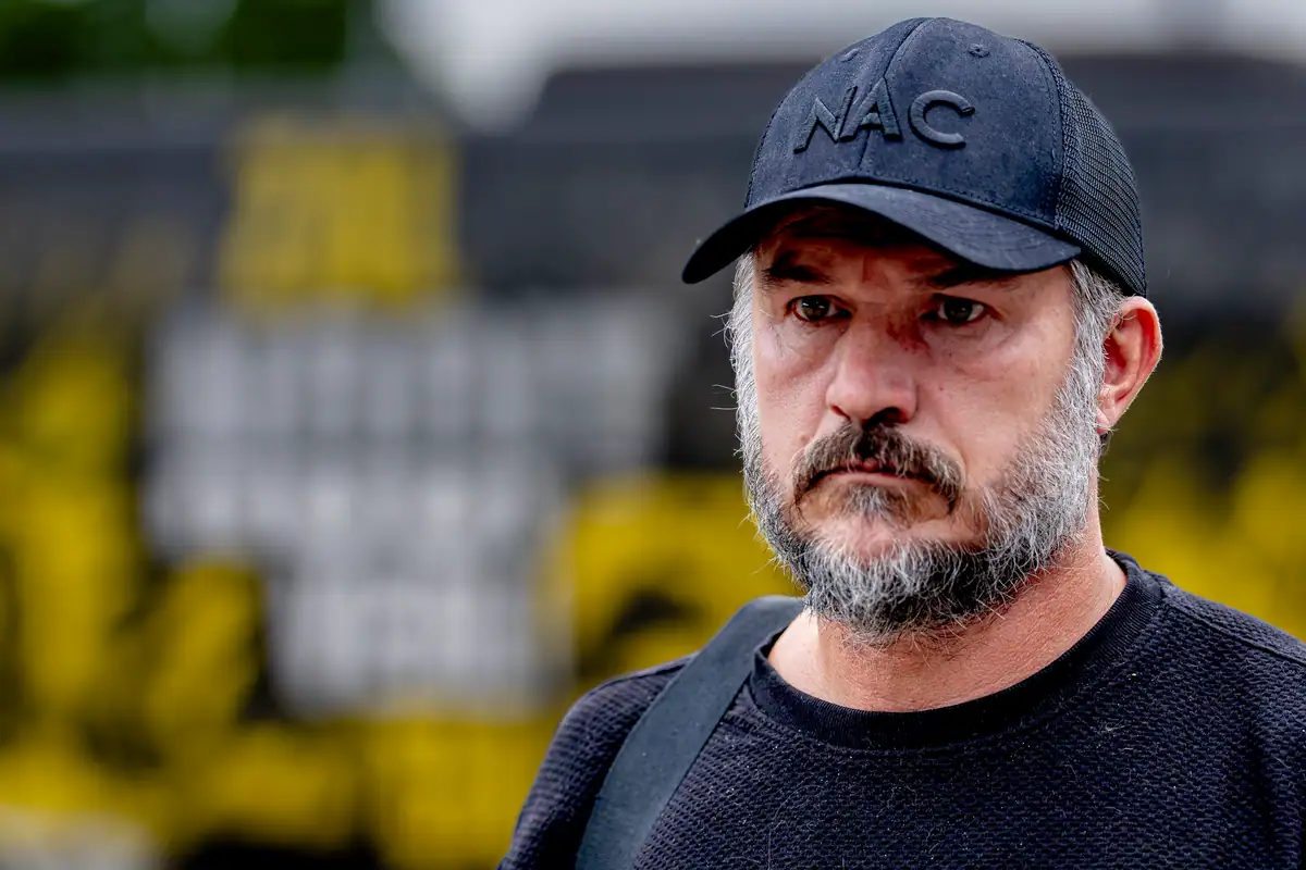 NAC neemt per direct afscheid van trainer Carl Hoefkens