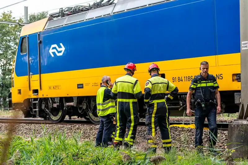 Vermoedelijke sabotage op zeker 24 plekken ontregelt treinverkeer, mogelijke link met boeren