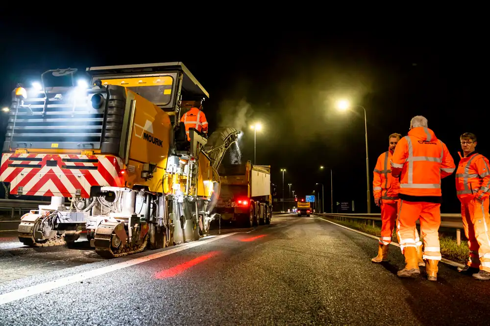 Twee flinke afsluitingen op A73 dit weekend: tot 40 minuten extra reistijd