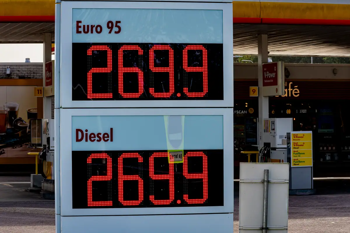 Diesel iets goedkoper, maar ‘Trump-effect’ aan Nederlandse pomp blijft klein