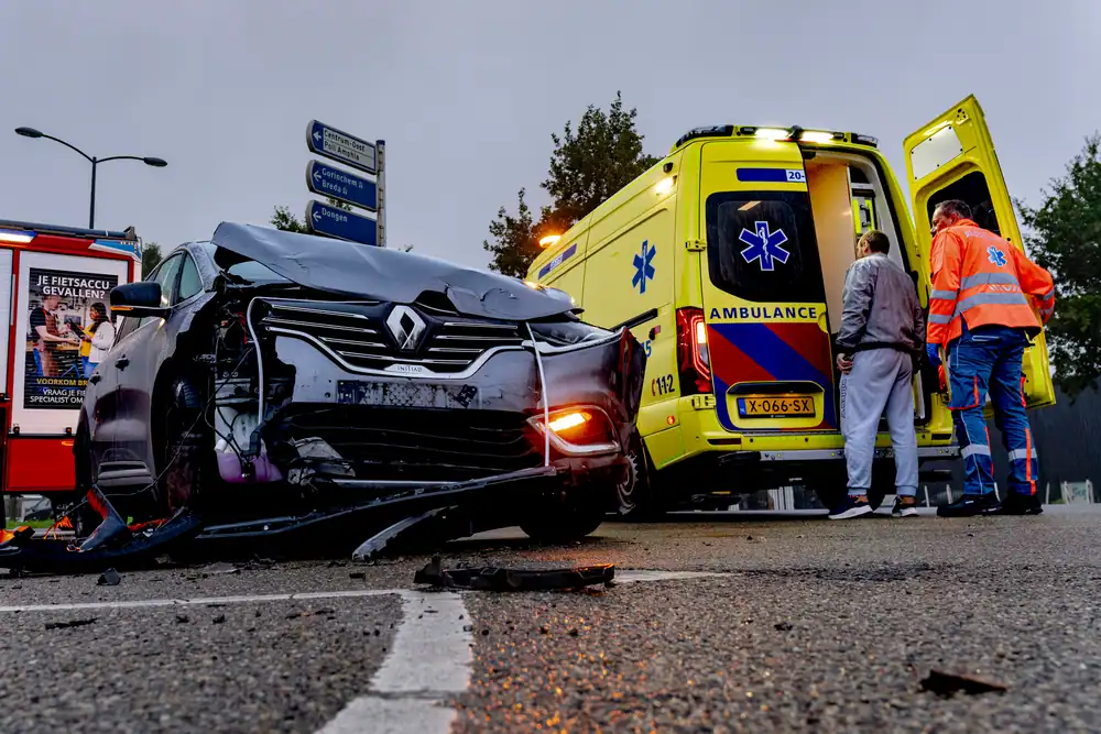 Gewonde bij ongeval op Statendamweg in Oosterhout
