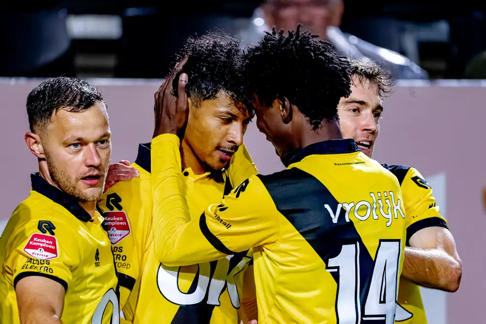 NAC Breda en koploper Heracles Almelo houden elkaar in evenwicht in echte vechtwedstrijd